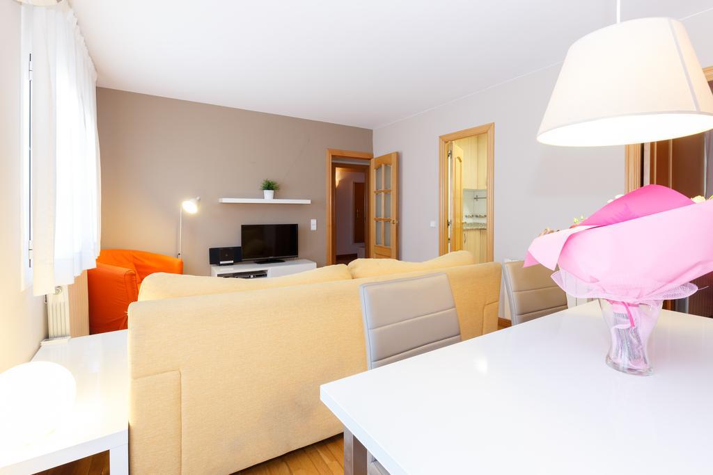 Apartament Letsgo Sagrada Familia Penthouse Barcelona Zewnętrze zdjęcie